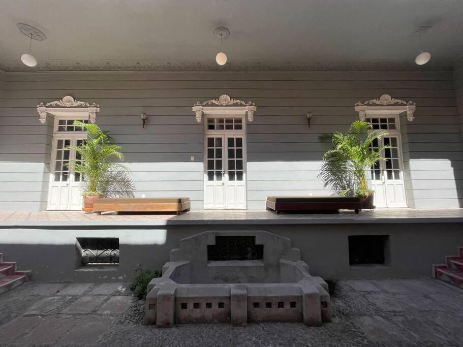 Вилла Casa Santa Maria La Ribera Мехико Экстерьер фото