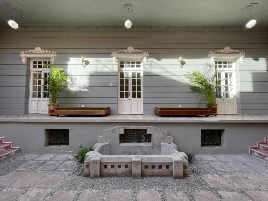 Вилла Casa Santa Maria La Ribera Мехико Экстерьер фото